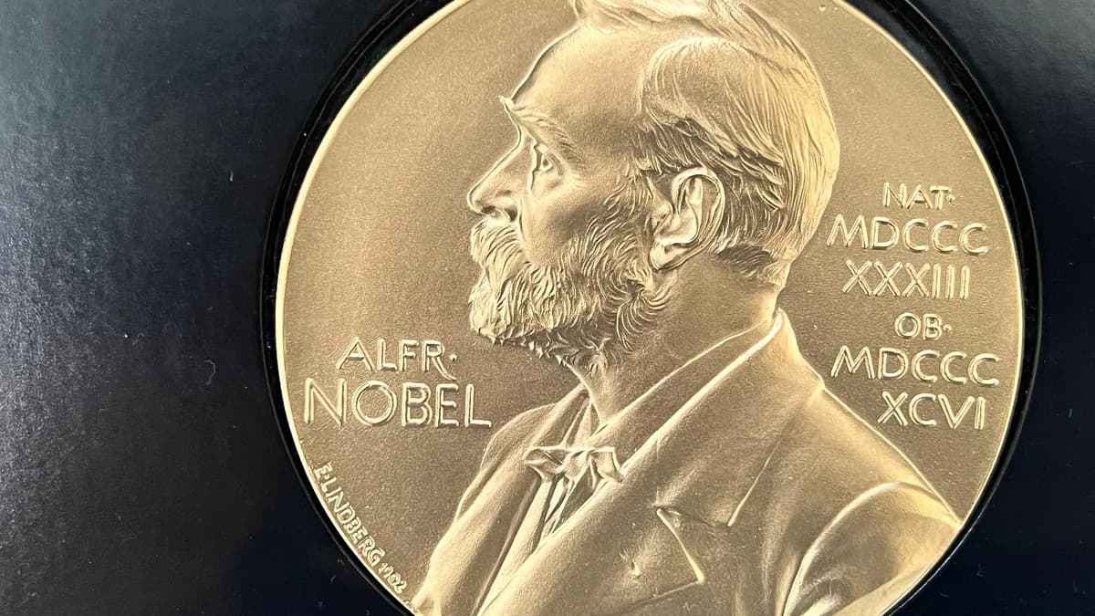 Premio Nobel de Medicina 2026: Reconocimiento a Deisseroth, Hegemann y Nagel por la Optogenética